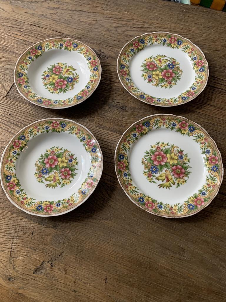 Porselein borden BAVARIA Winterling bloem motief, Antiek en Kunst, Ophalen