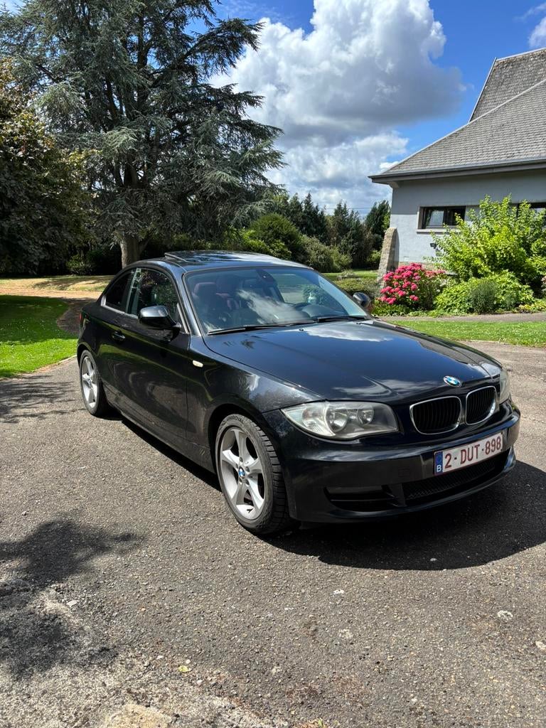 BMW 118d E82 coupé, Auto's, BMW, Lederen bekleding, Leder, Grijs, Particulier
