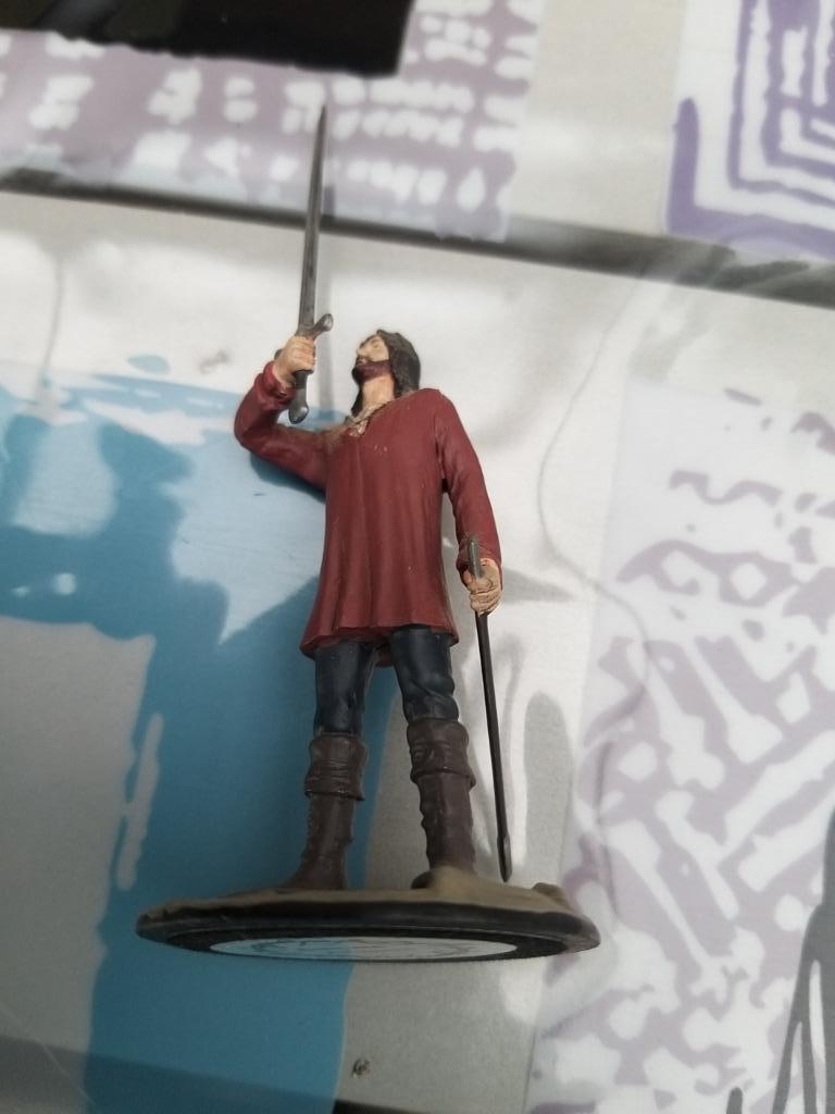 Seigneur des Anneaux: Aragorn: fig de plomb, Enlèvement ou Envoi