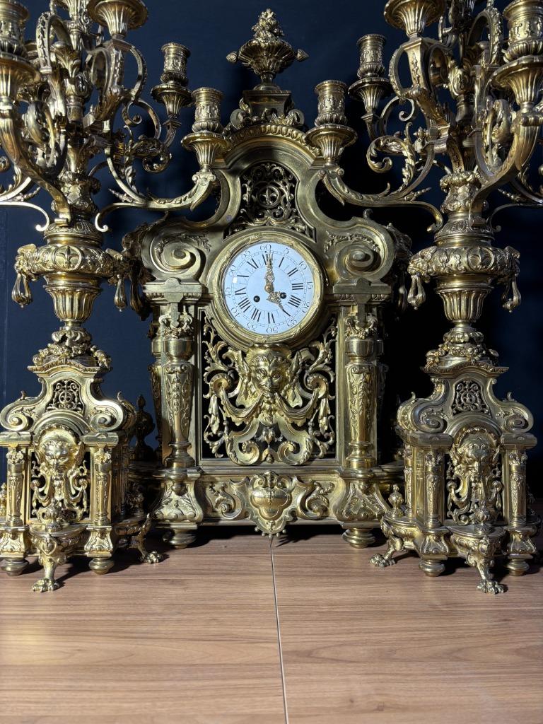 (91) GROTE antieke Franse bronzen Regency klok + kandelaars, Antiek en Kunst, Antiek | Klokken, Ophalen of Verzenden
