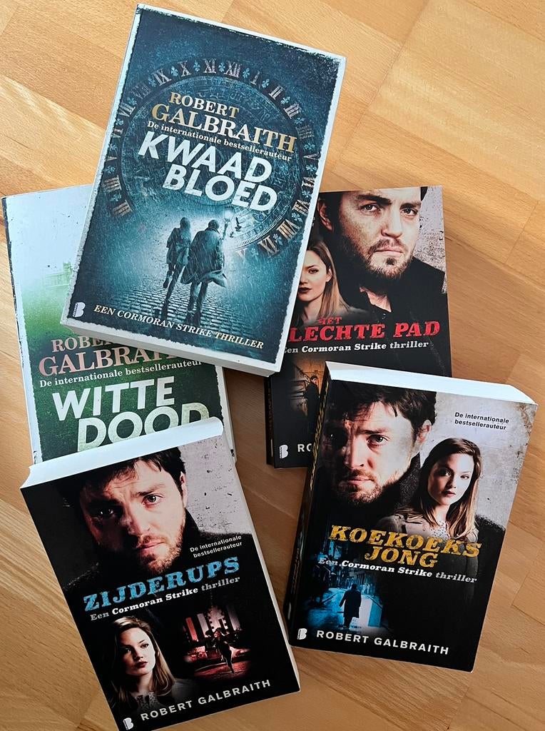 Robert Galbraith - reeks 5 eerste boeken van serie, Enlèvement ou Envoi, Comme neuf