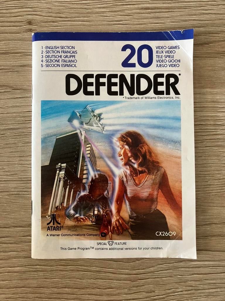 Atari defender manual, Games en Spelcomputers, Games | Atari, Ophalen of Verzenden, Zo goed als nieuw