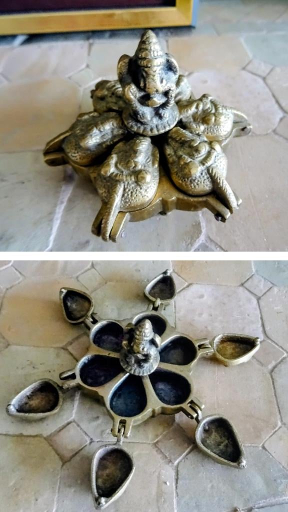 India: antiek tika kumkum doosje, met Elephant God Ganesha, Antiek en Kunst, Kunst | Niet-Westerse kunst, Ophalen of Verzenden