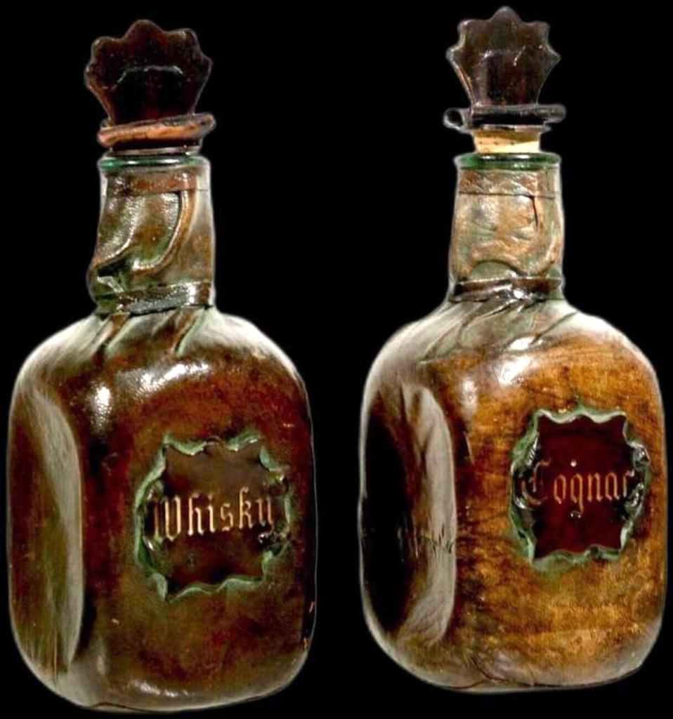 Vintage Flessen Whisky Cognac Karaf ca. ‘70-‘75 Leer, Verzenden