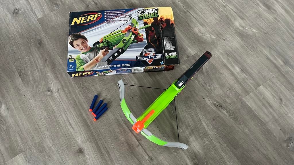 Nerf arbalète zombie. Tres bon état, Enlèvement ou Envoi, Comme neuf