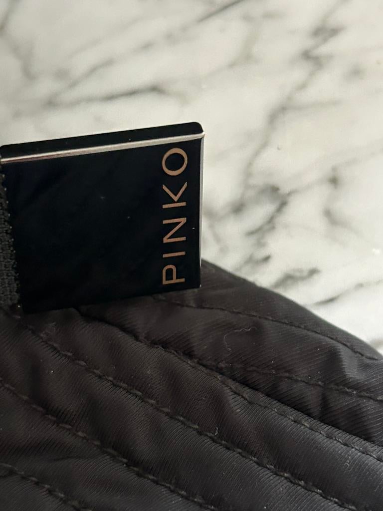 Pinko zwarte anorak bodywarmer, Envoi