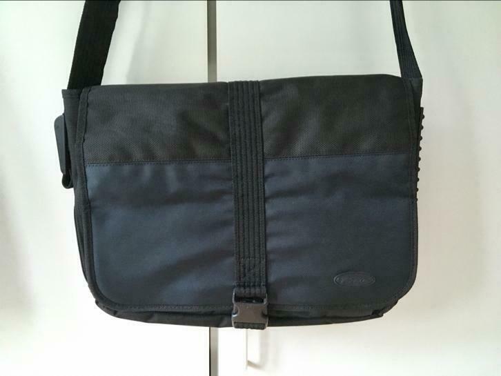 Sac pratique, Envoi, Comme neuf, Noir