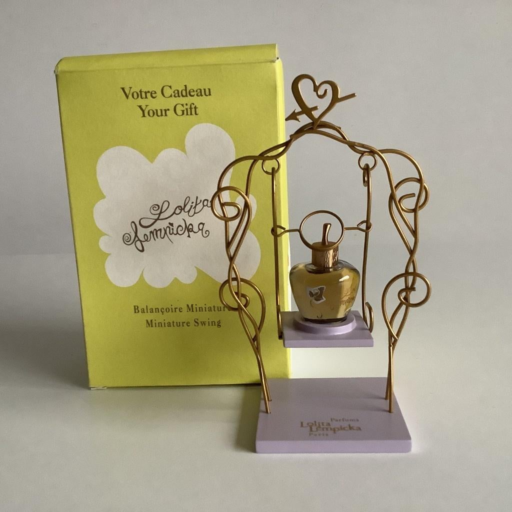 Lolita Lempicka mini op schommeltje Ltd Edition, Ophalen of Verzenden, Nieuw, Miniatuur, Gevuld
