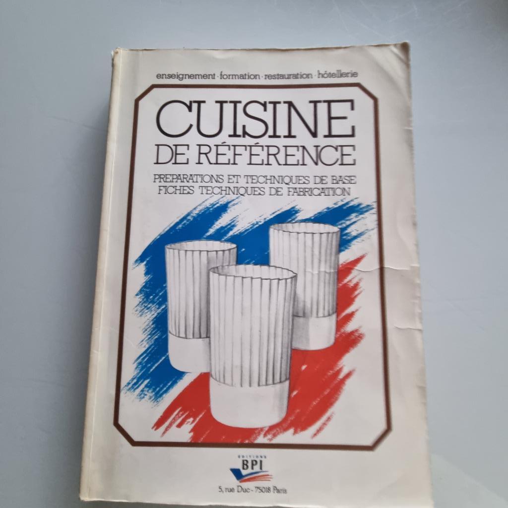 Livre pédagogique " La cuisine de référence", Livres, Livres scolaires, Enlèvement ou Envoi, Utilisé, Économie domestique ou Soins du ménage