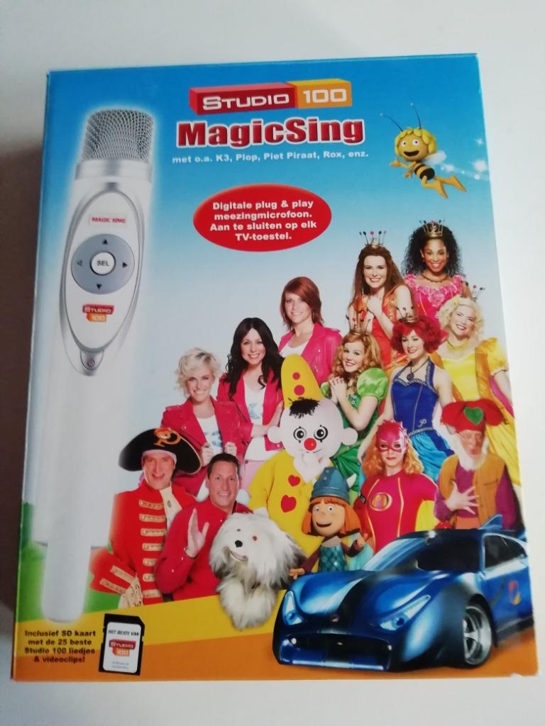 Studio 100 MagicSing meezingmicrofoon, Enlèvement ou Envoi, Utilisé, Garçon ou Fille