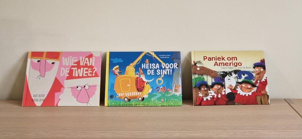 Sinterklaas  boeken   3 stuks, Ophalen, Gebruikt