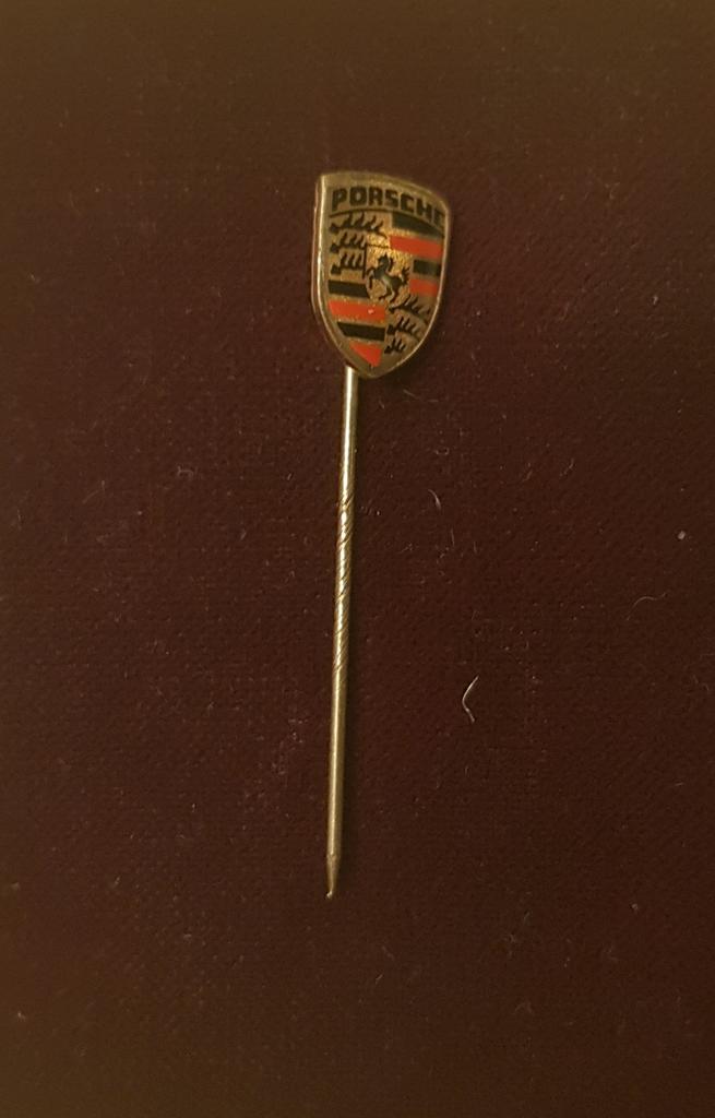 Broche Porsche Broche, Collections, Enlèvement ou Envoi, Comme neuf