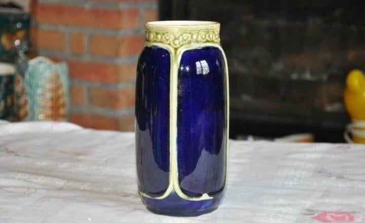 § vase art deco barbotine five lilles de bruyne, Antiek en Kunst, Antiek | Vazen, Ophalen of Verzenden