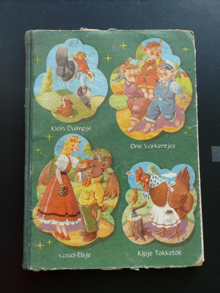 Oud sprookjes bundel boek, Boeken, Ophalen of Verzenden, Gelezen