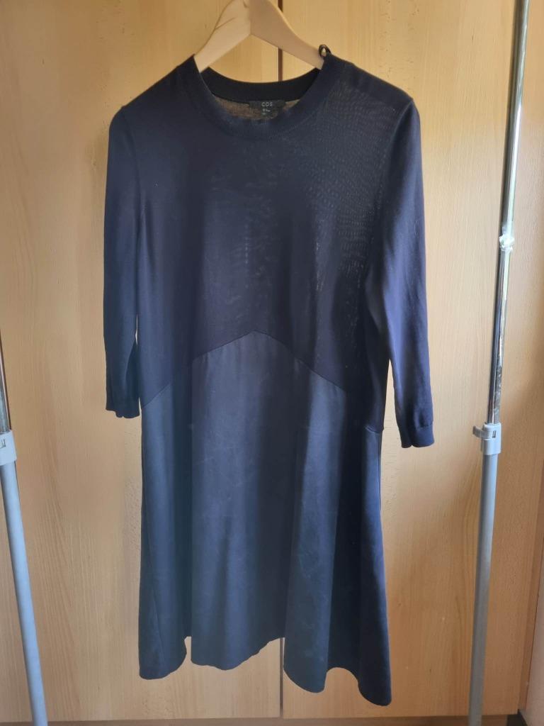 Zwart kleedje maat M - COS, COS, Taille 38/40 (M), Enlèvement ou Envoi, Comme neuf