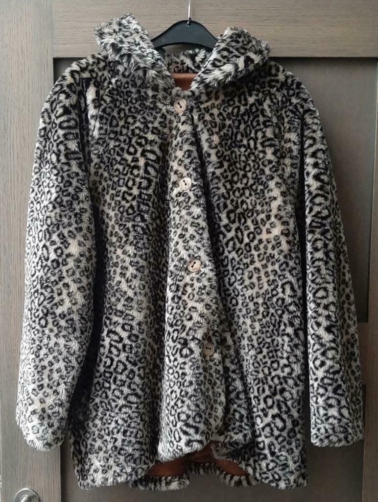 Manteau en fausse fourrure imprimé léopard, Enlèvement ou Envoi, Comme neuf, Fille, Manteau