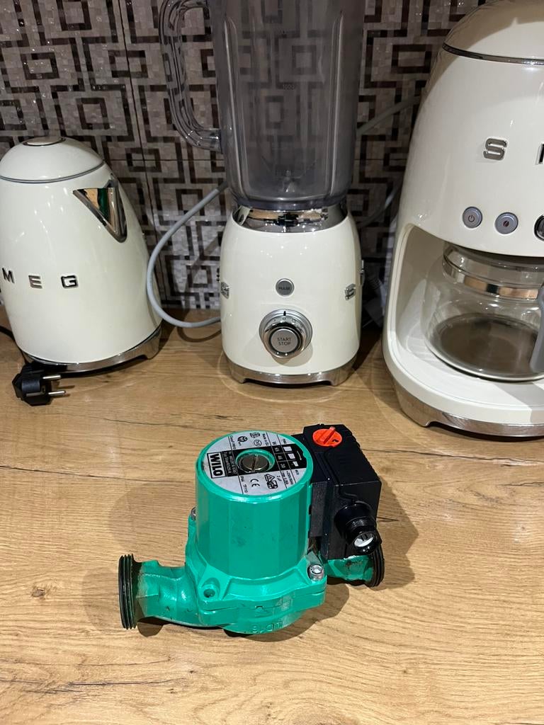 Circulateur de chauffage wilo, Doe-het-zelf en Bouw, Verwarming en Radiatoren, Ophalen, Gebruikt, Overige typen