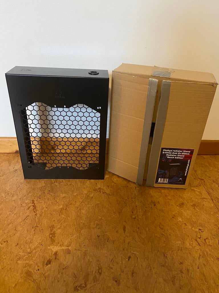 Phobya Radiator Stand - Dual 2x120mm (incl. reservoir), Computers en Software, Computerkoelers, Ophalen of Verzenden, Nieuw, Waterkoeling