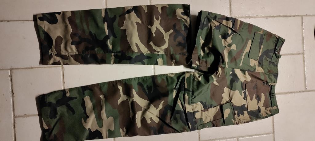 Pantalon short militaire, Enlèvement ou Envoi, Armée de terre, Vêtements ou Chaussures