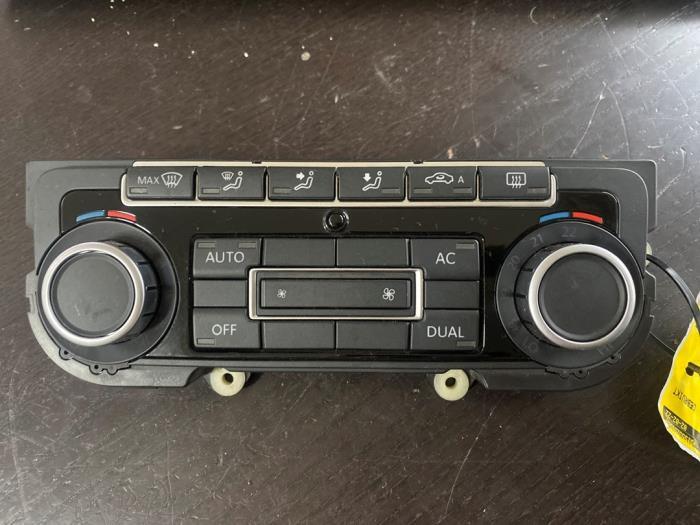 Kachel Bedieningspaneel van een Volkswagen Golf, Ophalen of Verzenden, 3 maanden garantie, Gebruikt, Volkswagen