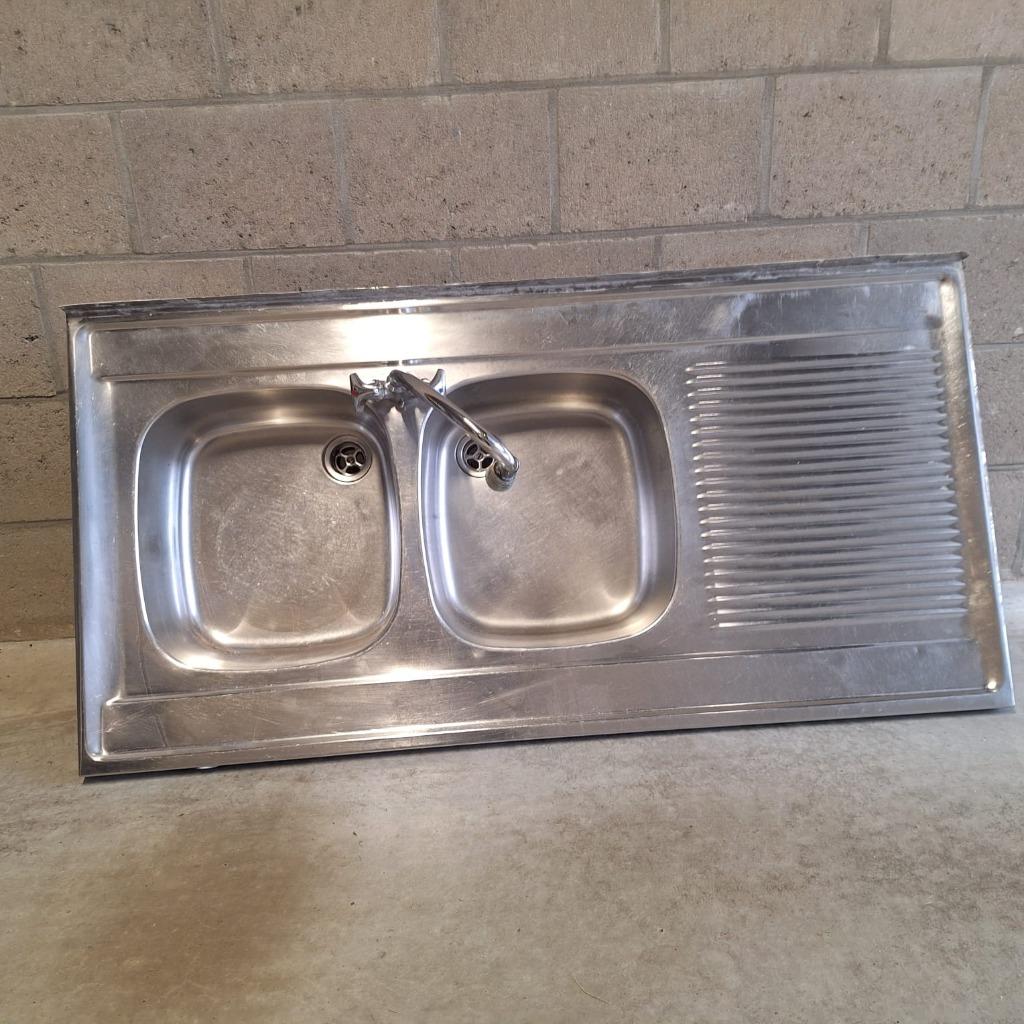 Table de lavage et de rinçage en acier inoxydable, Gris, 100 à 150 cm, Enlèvement, Utilisé