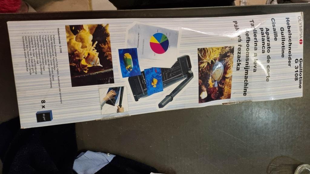 Guillotine pour papier Neuve Olympia G3108, Envoi, Neuf, Outillage ou Accessoires