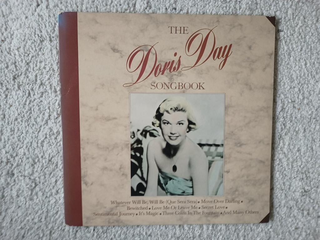 Recueil de chansons On The Doris Day, Enlèvement ou Envoi