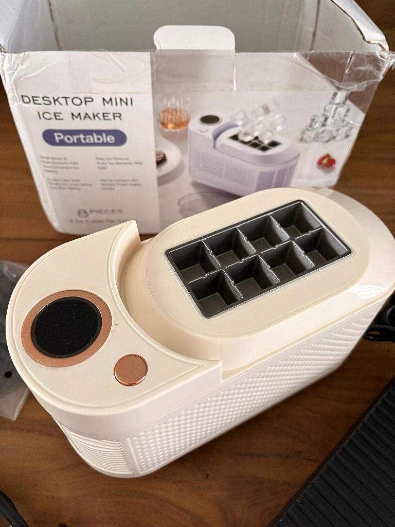 Desktop mini Ice Maker voor camping, Ophalen of Verzenden, Nieuw, Zelfvriezend