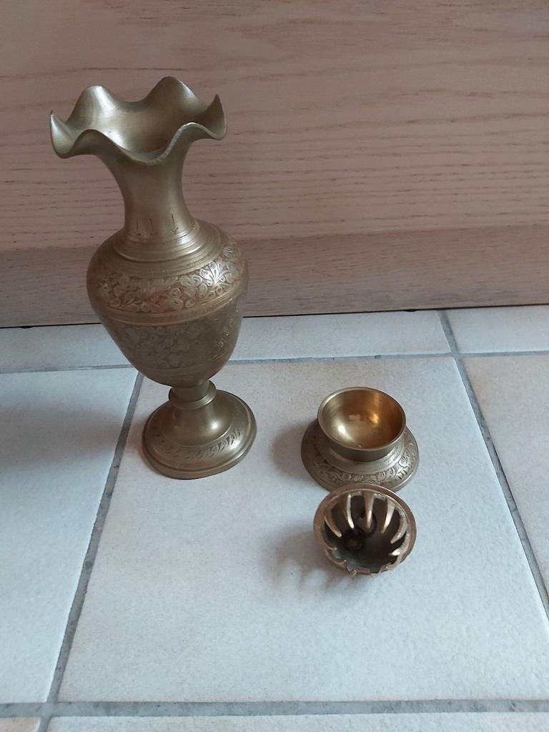 Vase en laiton et clochette, Enlèvement ou Envoi, Comme neuf