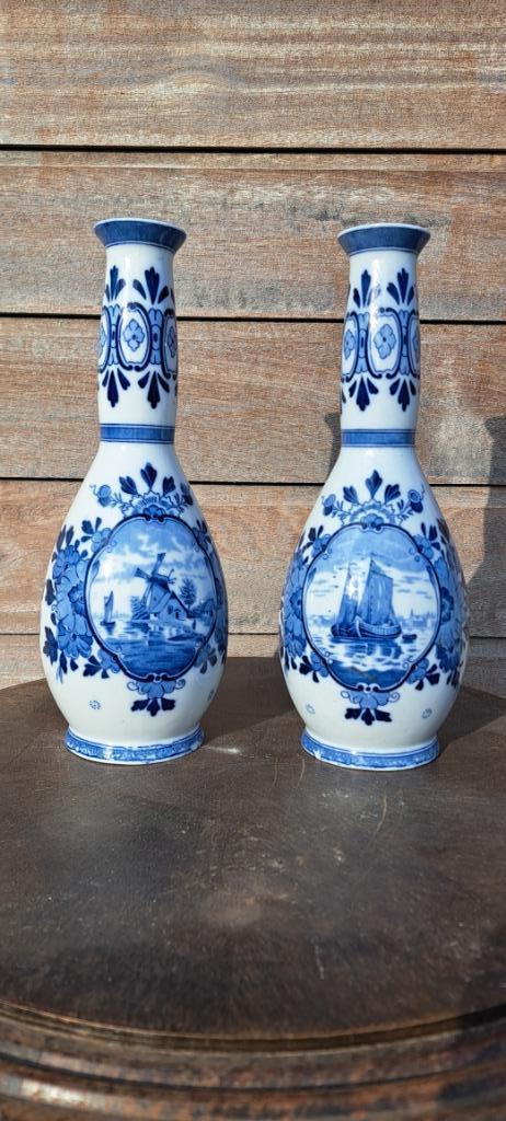 2 vases solitaires Delfts, Enlèvement