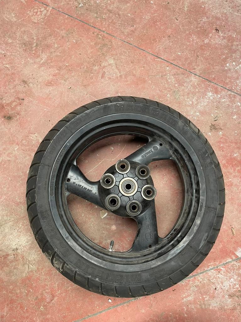 Brembo-wiel, Ophalen