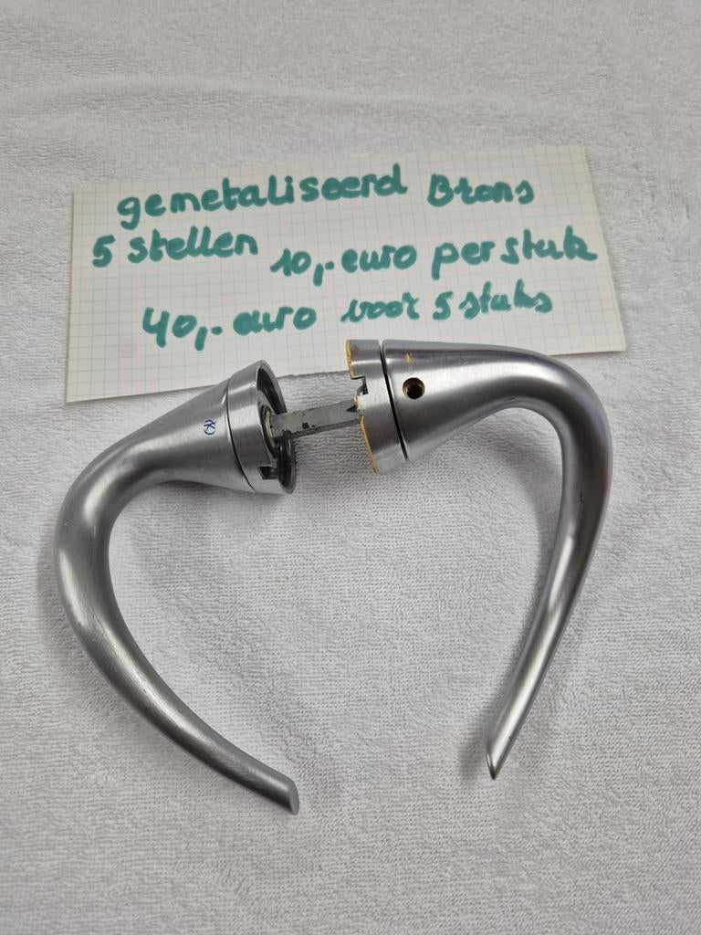 Deurklinken gemetaliseerd brons. 5 stuks beschikbaar, Ophalen of Verzenden, Zo goed als nieuw