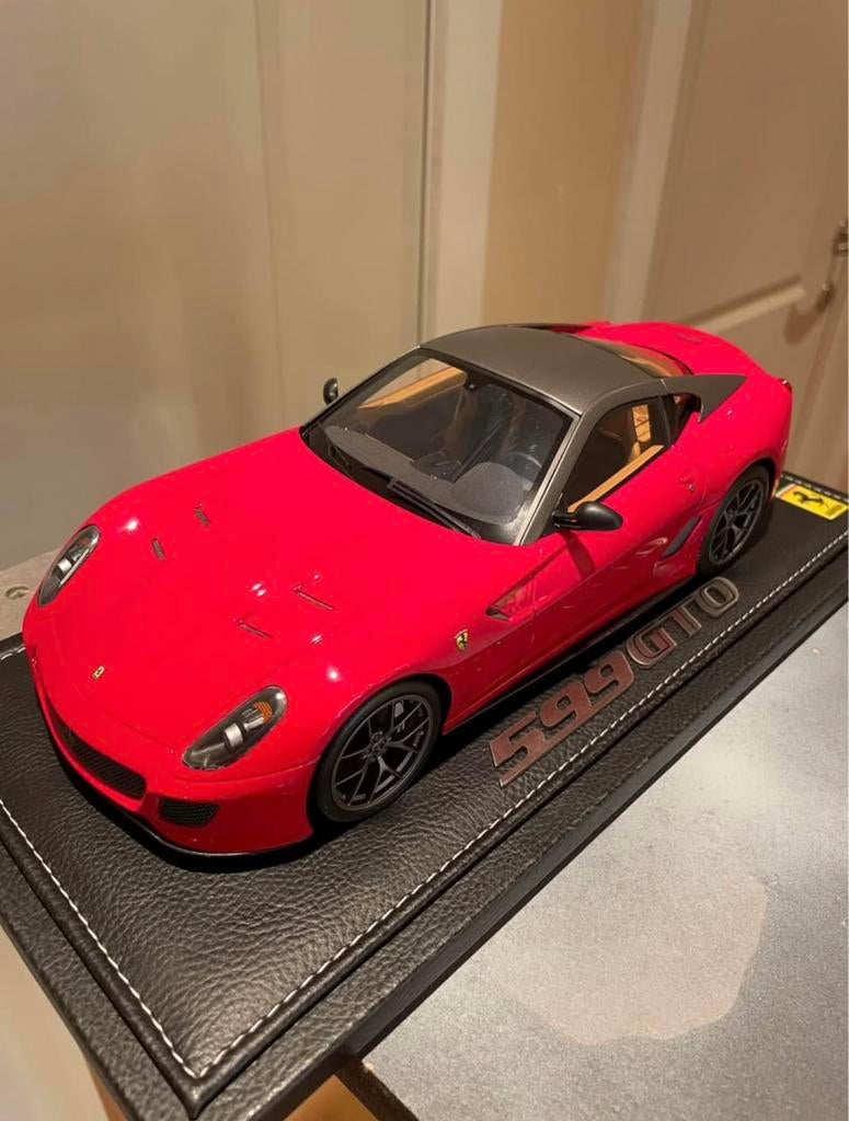BBR - Ferrari 599 GTO à l'échelle 1/18, Enlèvement, Neuf