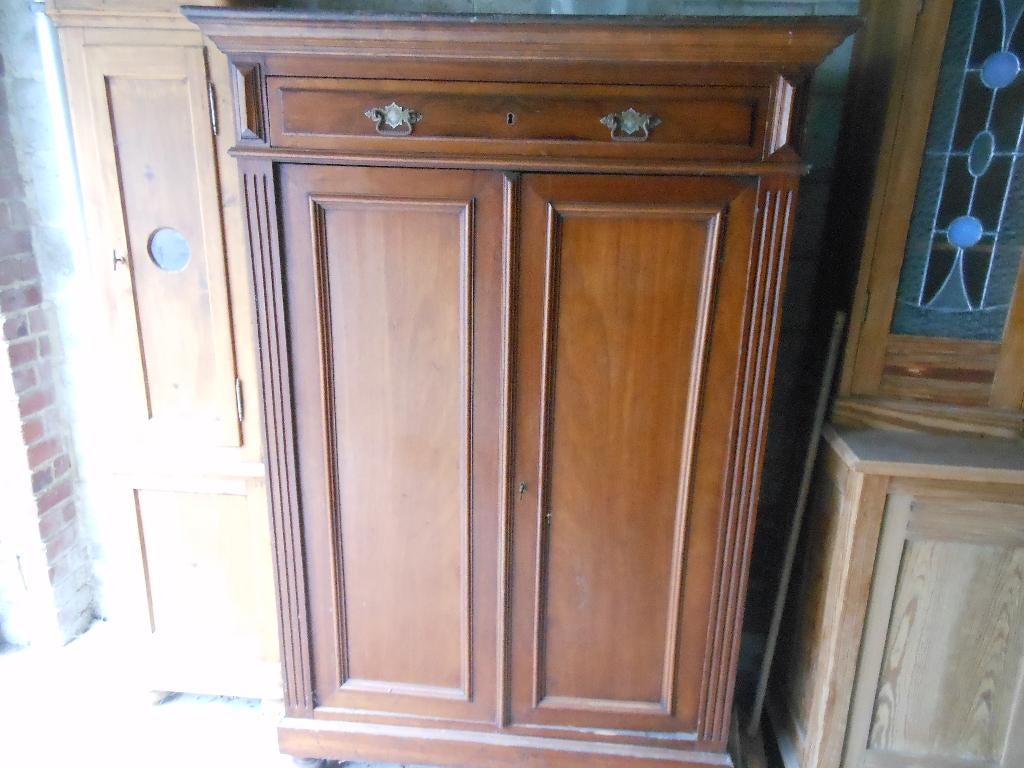ancien bonheur du jour, Enlèvement