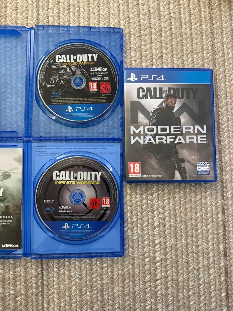 Call Of Duty spellen Modern Warfare, Games en Spelcomputers, Ophalen, Zo goed als nieuw