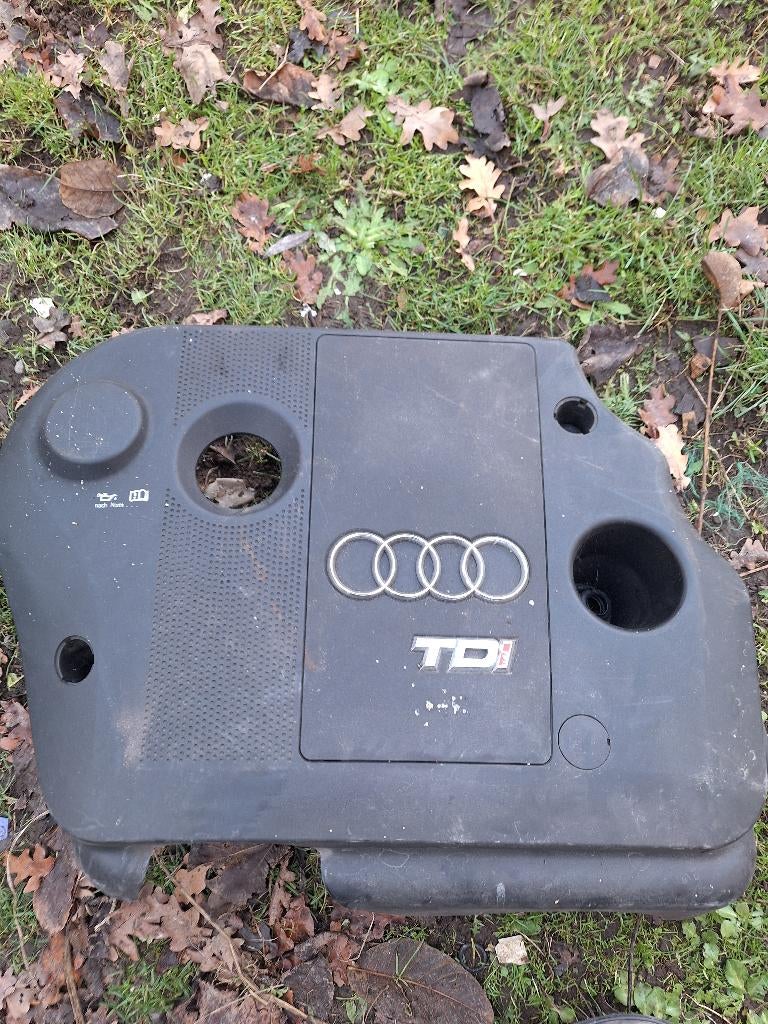 cache sur moteur audi TDI 116cv, Ophalen, Gebruikt, Audi