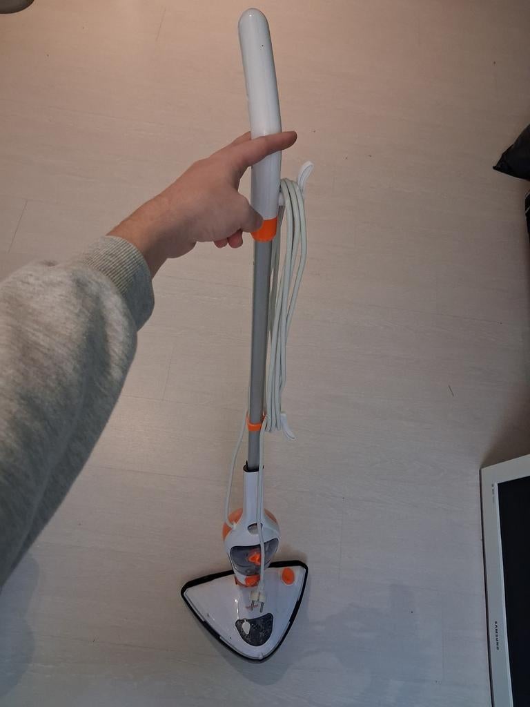 Stomer, Elektronische apparatuur, Ophalen