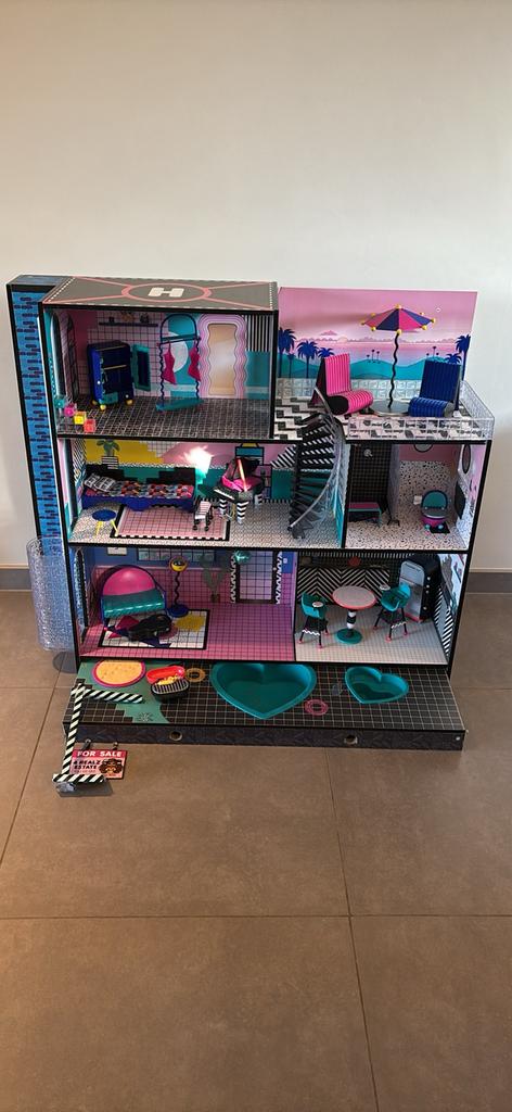 LOL huis en toebehoren, Kinderen en Baby's, Ophalen, Zo goed als nieuw, Poppenhuis