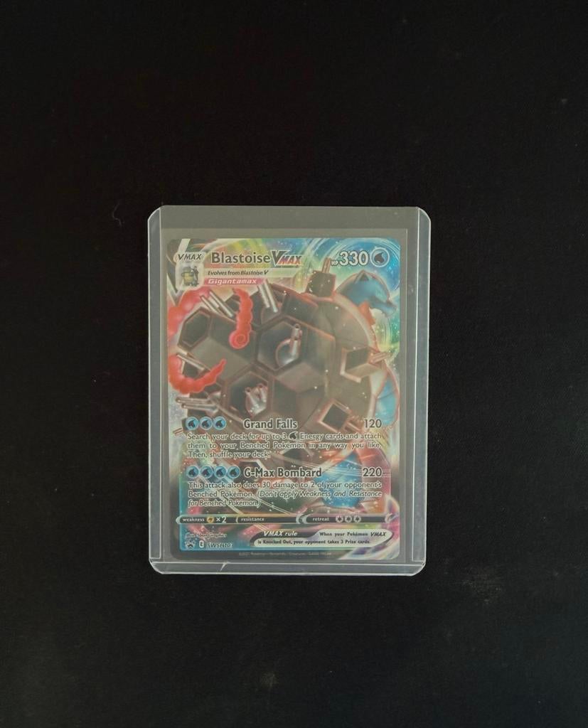 Blastoise VMAX (Gigamax) Pokémon, Ophalen of Verzenden, Zo goed als nieuw, Losse kaart