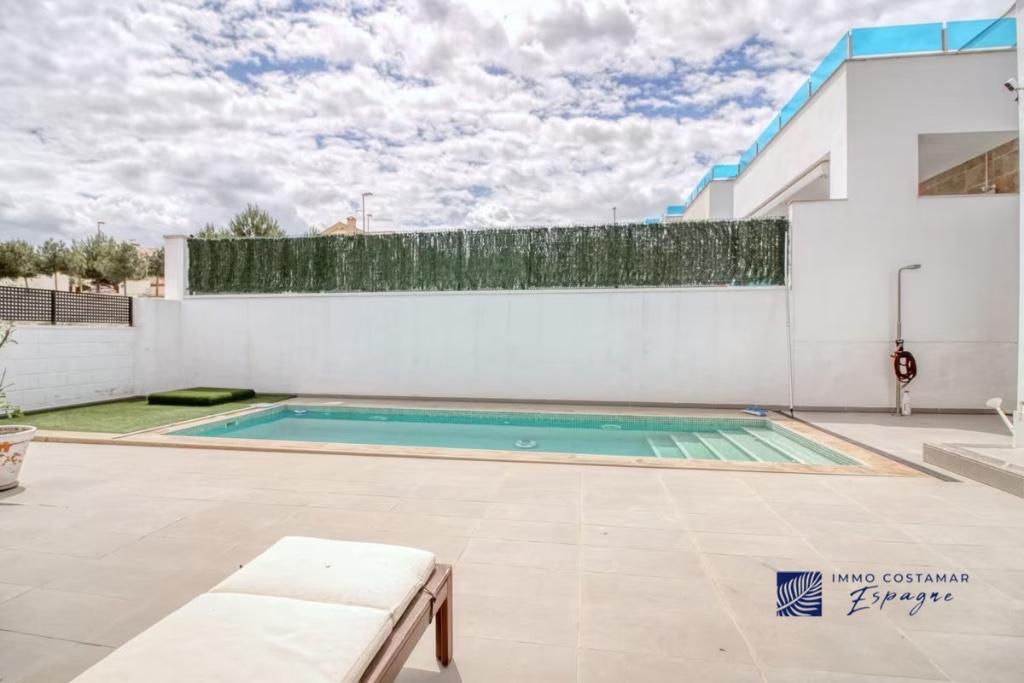 villa 3ch a vendre en espagne, seconde résidence au soleil, Immo, Ville, Maison d'habitation, 144 m², Bigastro