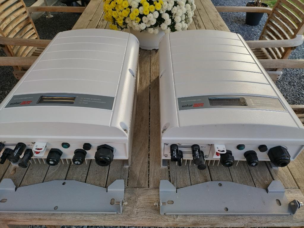 Twee 3-fasen omvormer(s) SolarEdge SE 5k, Ophalen of Verzenden, Zo goed als nieuw, Overige typen, 100 tot 200 wattpiek