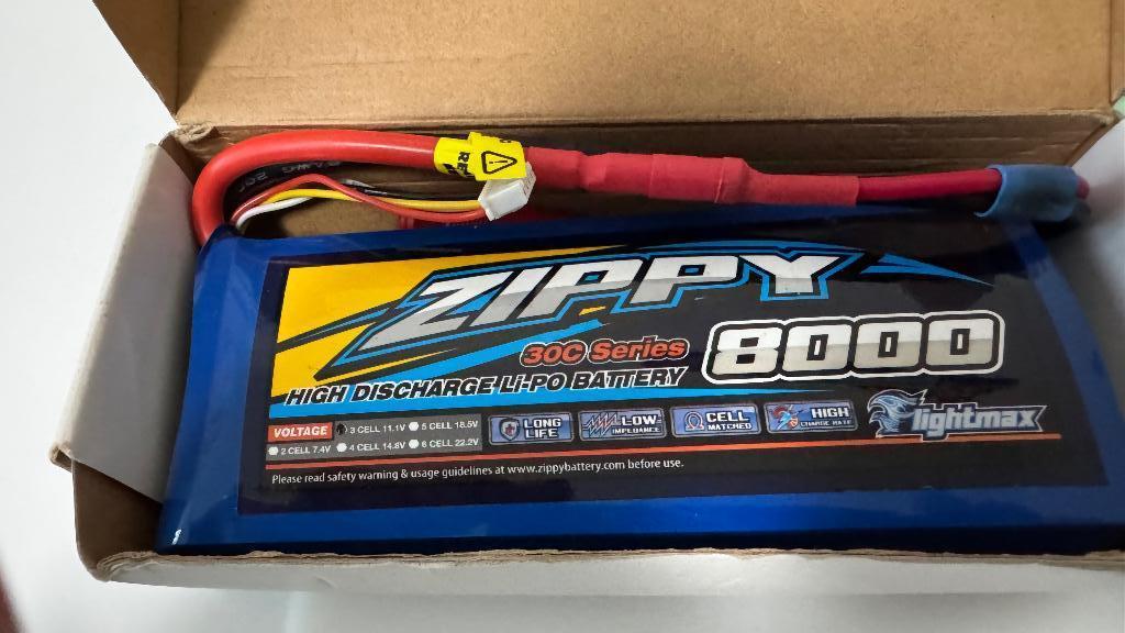 ZIPPY 8000 30C Li-Po Battery & Balance Charger, Ophalen of Verzenden, Zo goed als nieuw, Overige merken, Verhoogde capaciteit