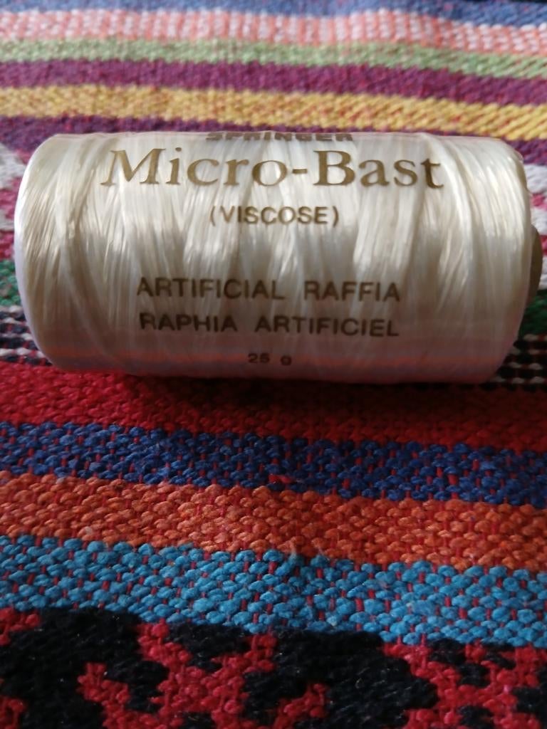 Raffia 6 rolletjes van 25 g wit, Ophalen, Zo goed als nieuw
