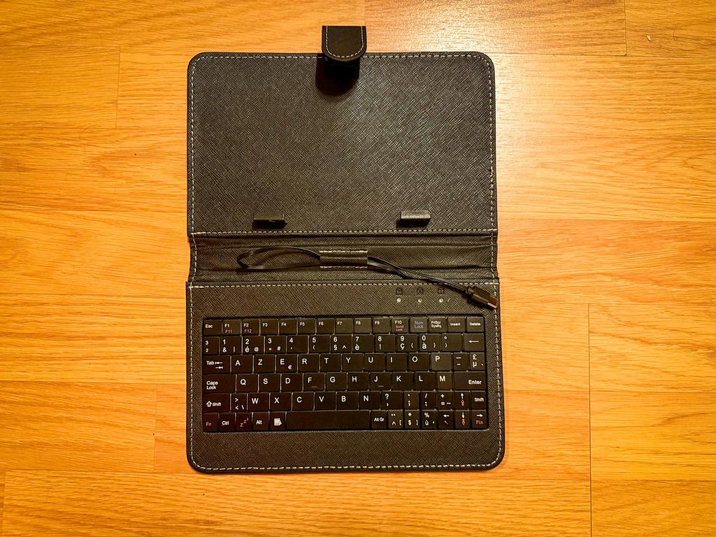 Tablet 8” hoesje usb-c met azerty toetsenbord, Computers en Software, Tablet-hoezen, 8 inch, Nieuw, Bescherming voor- en achterkant