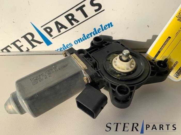 Raammotor Portier van een Mercedes S-Klasse, Auto-onderdelen, Ophalen of Verzenden, 3 maanden garantie, Gebruikt, Mercedes-Benz