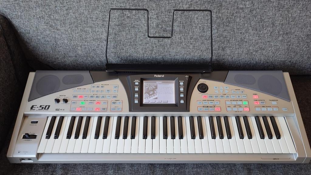 Roland E-50 workstation, Muziek en Instrumenten, Synthesizers, 61 toetsen, Roland, Ophalen of Verzenden, Zo goed als nieuw