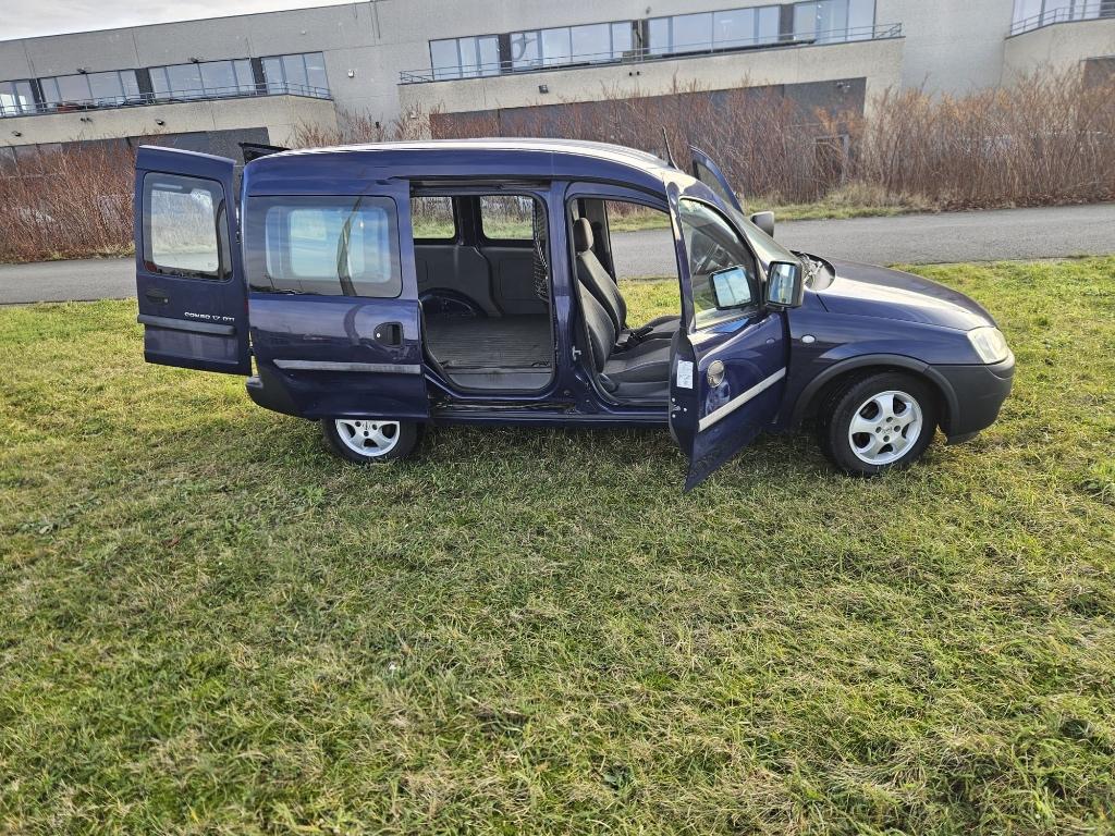 OPEL COMBO 1.7DTI  182000km Lichte vracht, Auto's, Voorwielaandrijving, Stof, 4 cilinders, Blauw