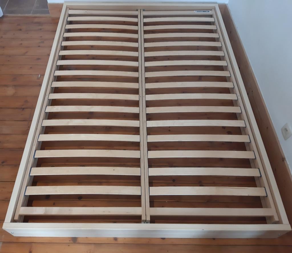 Houten bedframe 140x200 met dubbele lattenbodem, Huis en Inrichting, Slaapkamer | Matrassen en Bedbodems, Ophalen, Tweepersoons
