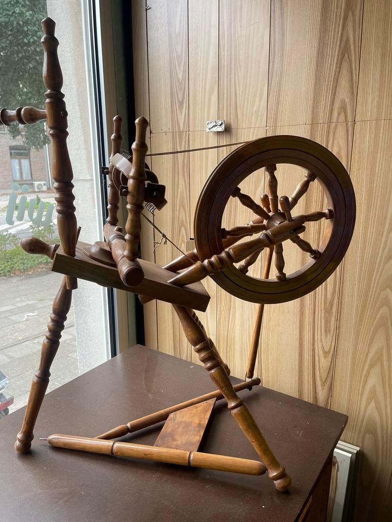 Spinnnewiel, Hobby en Vrije tijd, Spinnewielen en Spinnen, Ophalen, Gebruikt