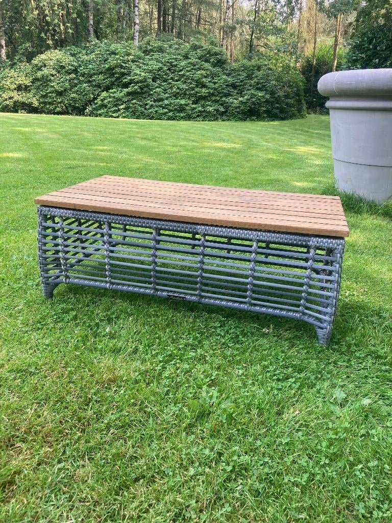'Manifesto Furniture' outdoor salon/lounge tafel, Huis en Inrichting, Ophalen, Gebruikt, 75 cm of meer, Overige materialen